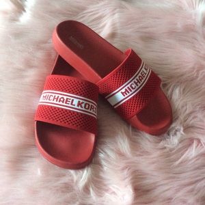 Michael Kors Gilmore Slides